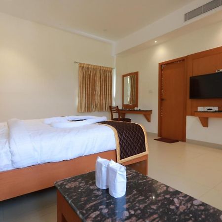 Hotel Ashok Palace Karur  Екстер'єр фото