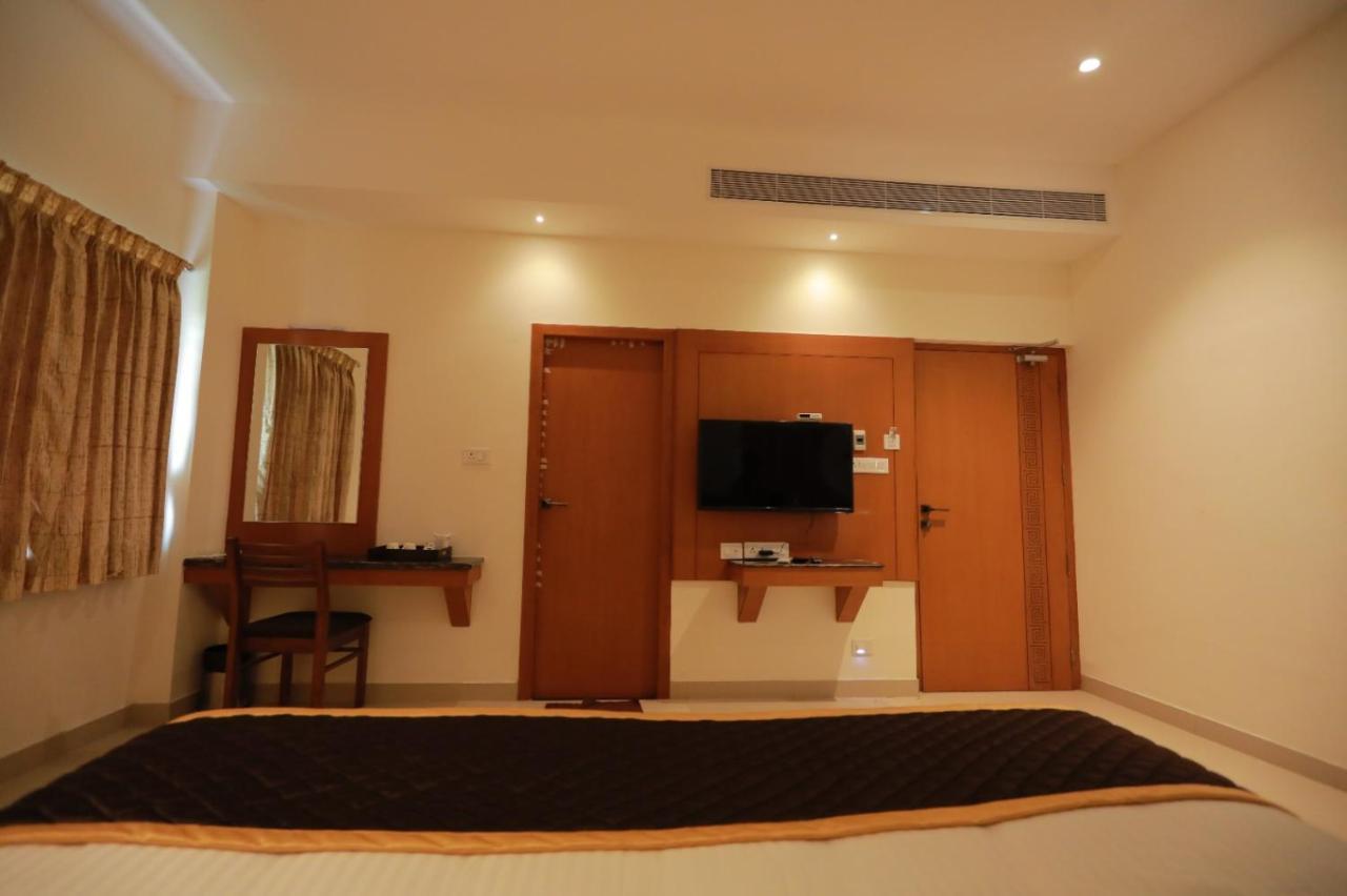 Hotel Ashok Palace Karur  Екстер'єр фото