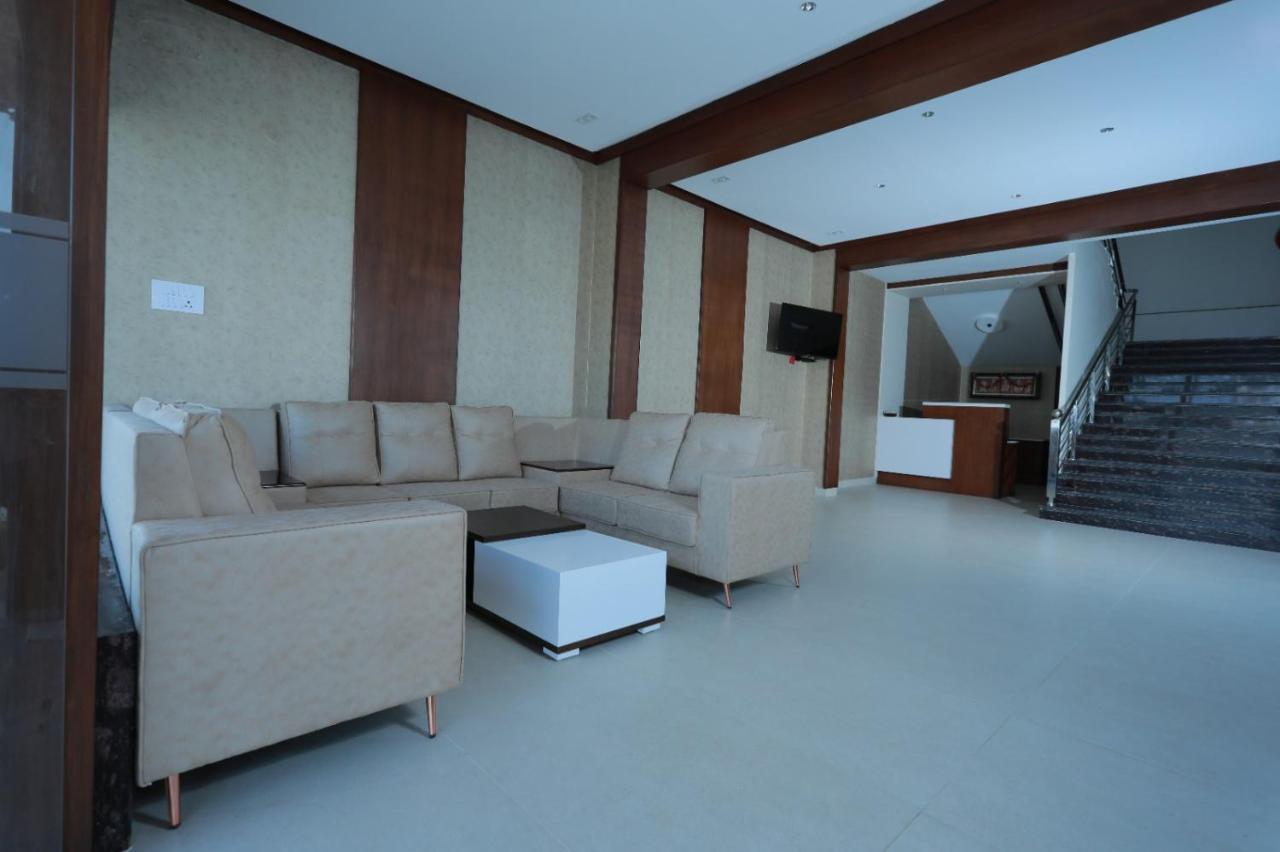 Hotel Ashok Palace Karur  Екстер'єр фото