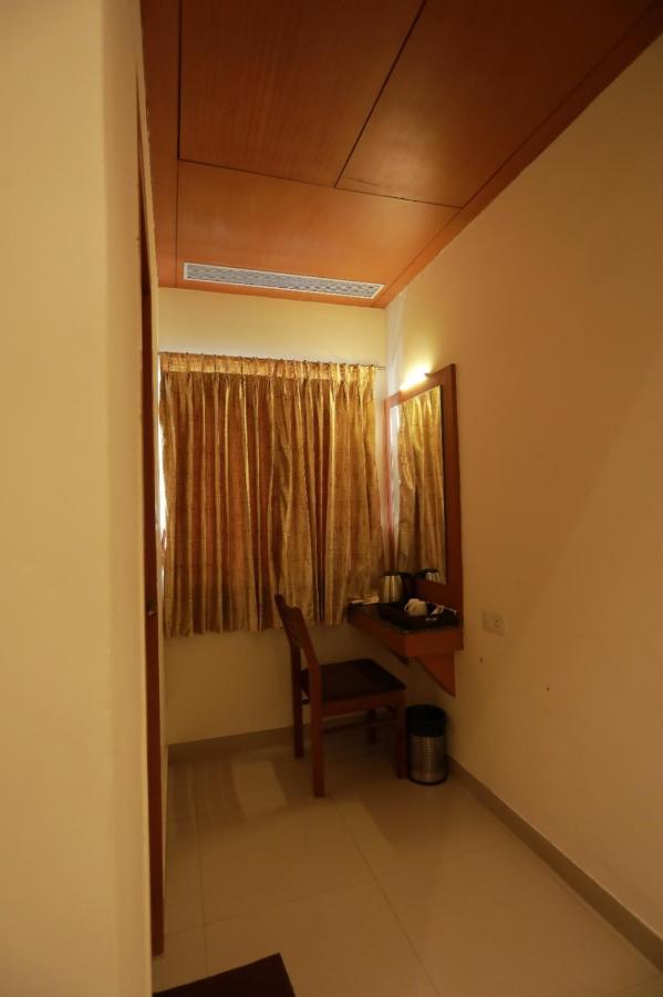 Hotel Ashok Palace Karur  Екстер'єр фото